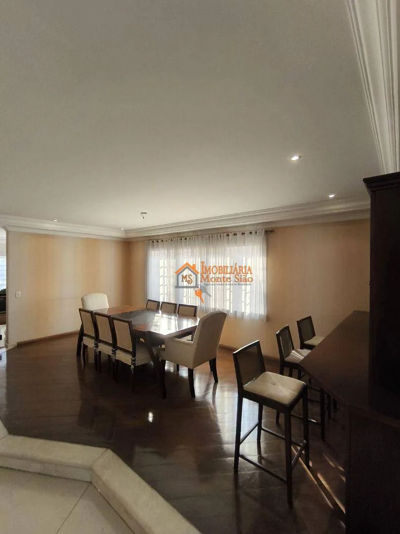 Imagem Sobrado com 3 dormitórios à venda, 450 m² por R$ 2.800.000,00 - Jardim Maia - Guarulhos/SP
