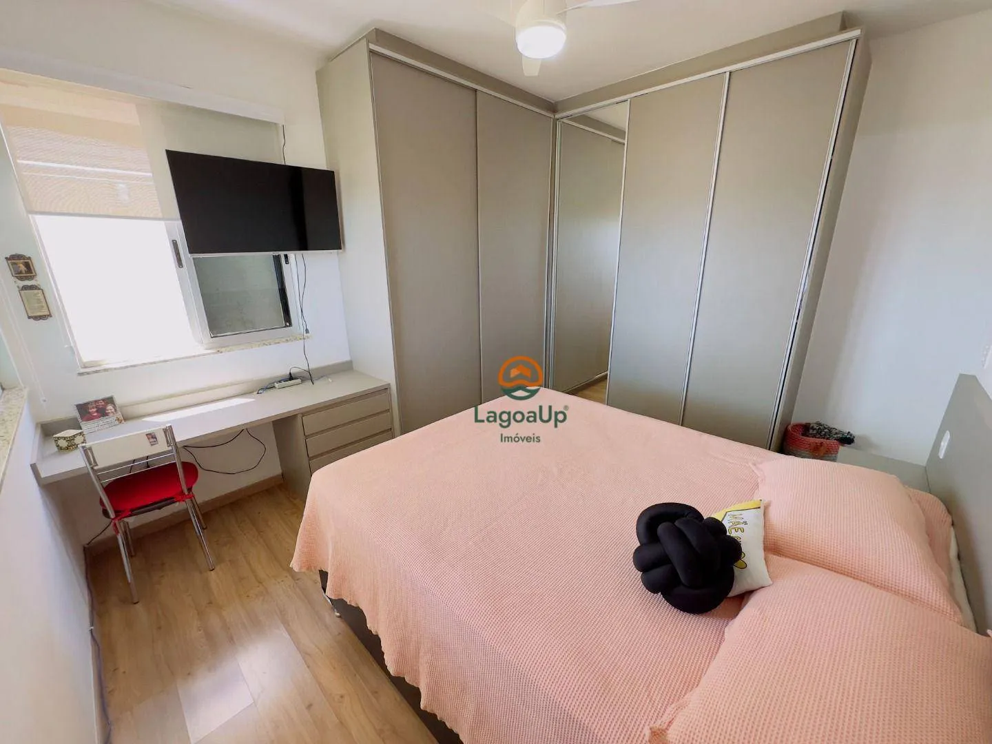 Imagem Casa com 3 dormitórios à venda, 155 m² por R$ 950.000,00 - Condomínio Quintas do Altíssimo - Lagoa Santa/MG