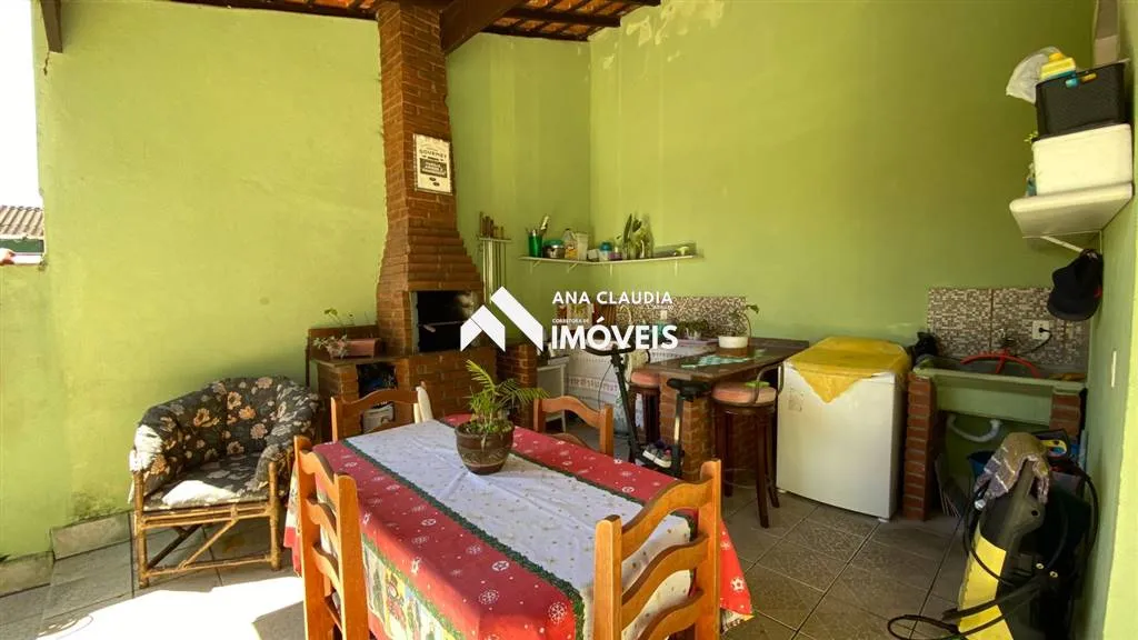 Imagem Casa a venda bem localizada em Mongaguá