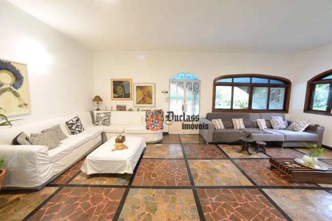 Imagem Casa com 6 dormitórios à venda, 259 m² por R$ 1.600.000 - Centro - Peruíbe/SP