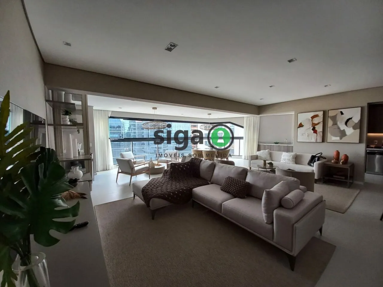 Imagem Apartamento mobiliado 196m² no EZ Parque da Cidade - 3 Suítes, 4 Vagas e Porteira Fechada