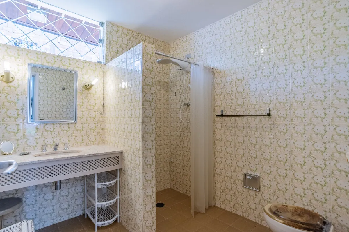 Imagem Casa em condomínio para venda com 3 quartos, sendo 1 suíte, 178m2