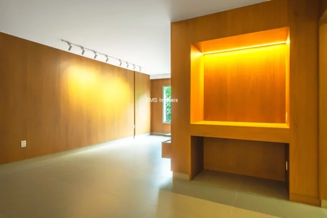 Imagem Apartamento à venda no bairro Itaim Bibi com 2 suítes, 1 vaga, 80m².