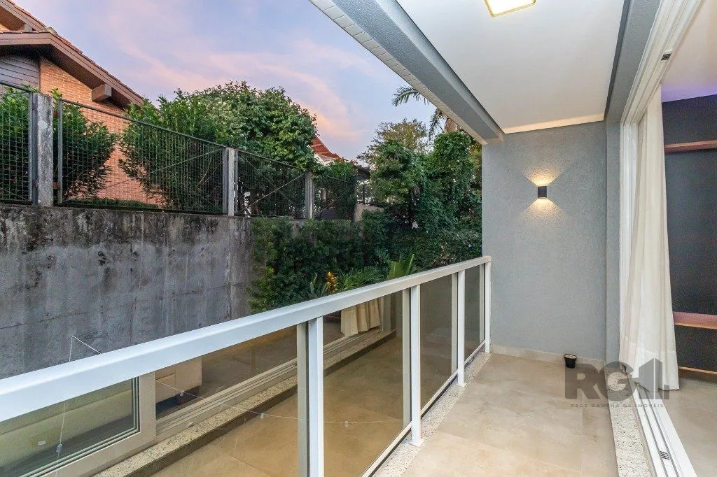 Imagem Apartamento DUPLEX no bairro Chácara das Pedras de 2 dormitórios e 2 vagas
