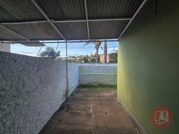 Imagem Casa com 2 dormitórios para alugar, 58 m² por R$ 1.615,00/mês - Medianeira - Porto Alegre/RS