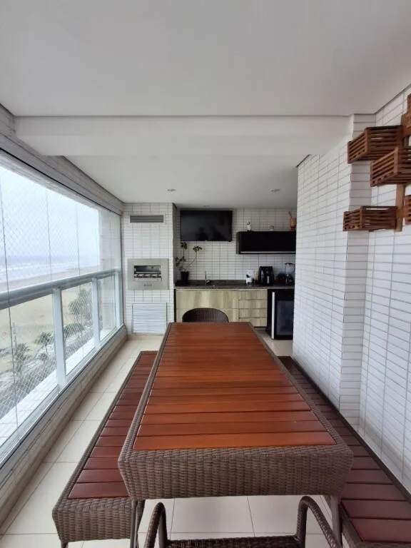 Imagem APARTAMENTO COM 101,00 m² - GUILHERMINA - PRAIA GRANDE SP