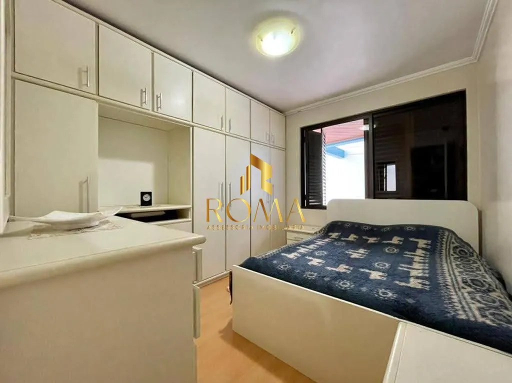 Imagem Casa 6 dormitórios à venda Nossa Senhora de Lourdes Santa Maria/RS