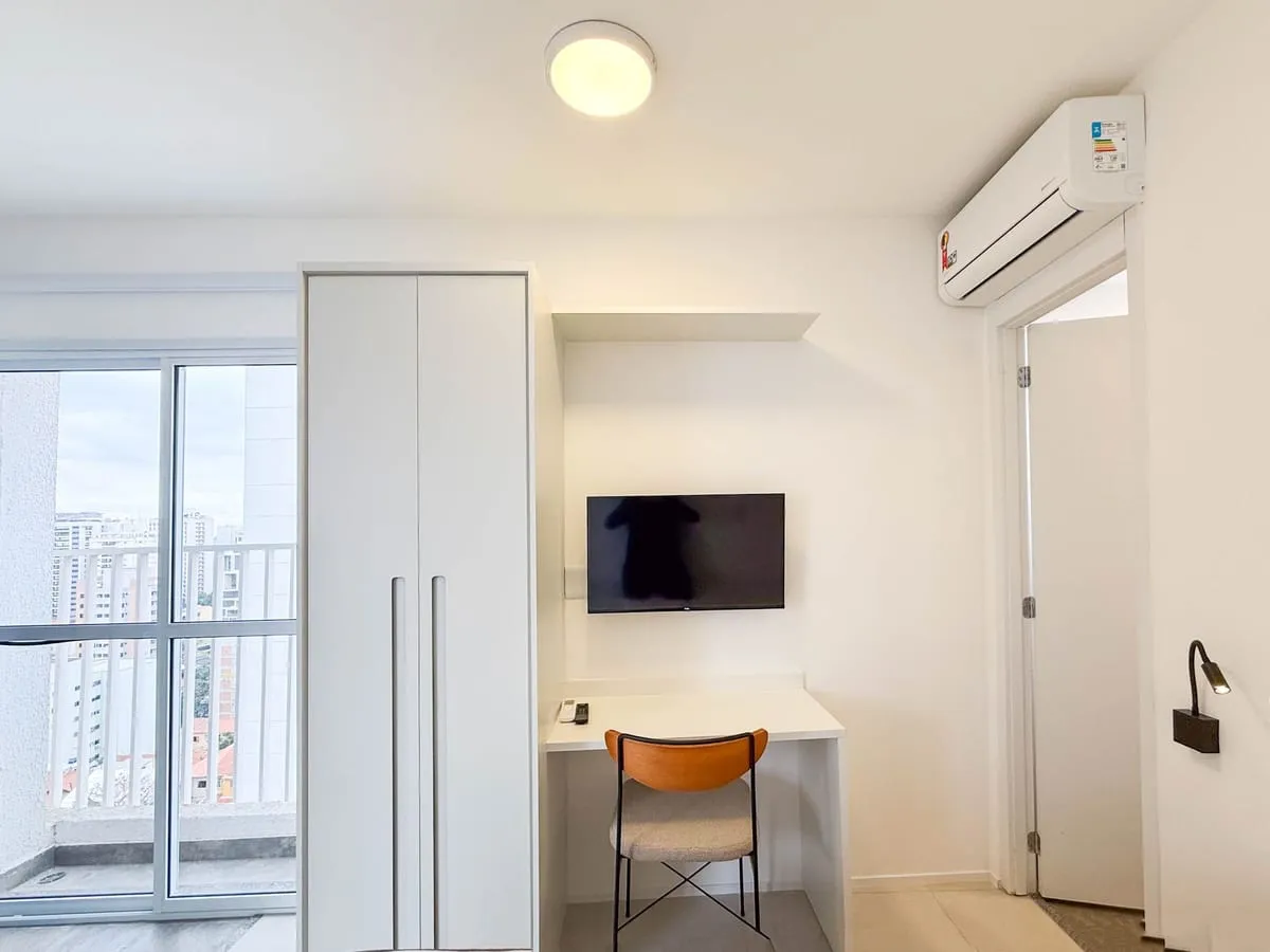 Imagem Apartamento com 1 Quarto para alugar, 18m² - Pinheiros