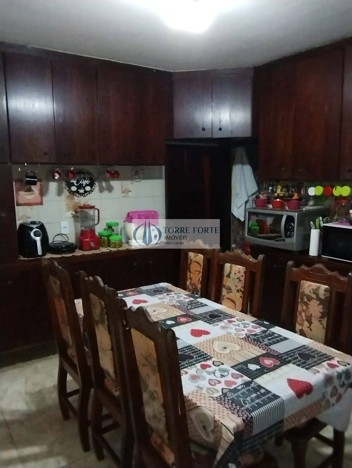 Imagem Casa Terrea com 2 dormitorios 2 vagas de garagem na Vila Cosmopolita.