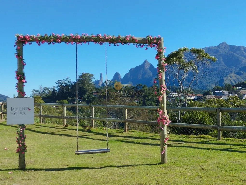 Imagem Terreno em Condomínio para Venda em Teresópolis / RJ no bairro Ermitage