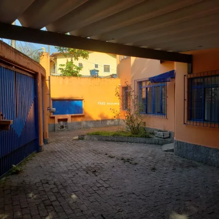 Imagem Casa Comercial para Locação: 8 salas, 2 banheiros, 4 vagas de garagem, 500m² na melhor localização do Campo Limpo, São Paulo-SP.
