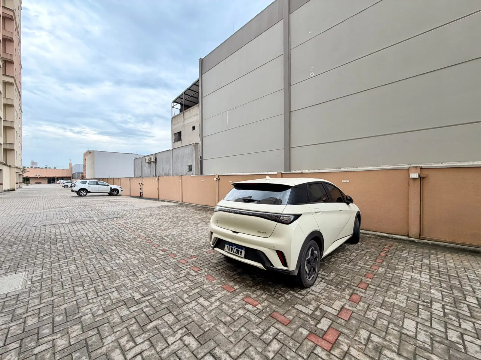 Imagem Apartamento à venda com 55.4m2 por R$ 650.700,00