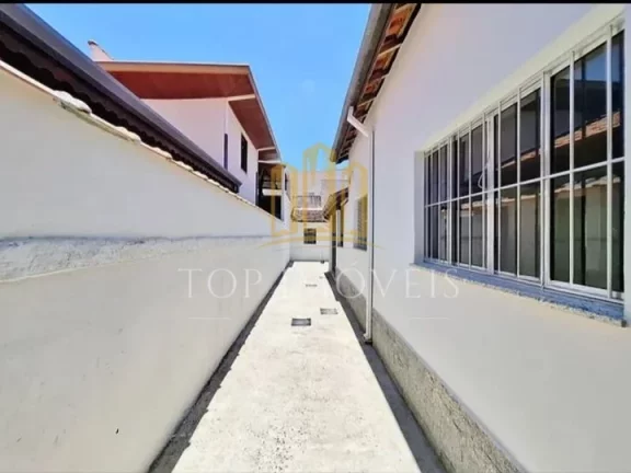 Imagem Casa/Comércio no Centro de Jacareí – Atrás do Parque dos Eucaliptos