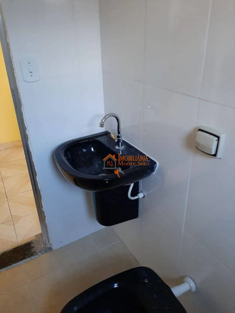Imagem Sobrado com 5 dormitórios à venda, 125 m² por R$ 477.000,00 - Vila Carmela II - Guarulhos/SP