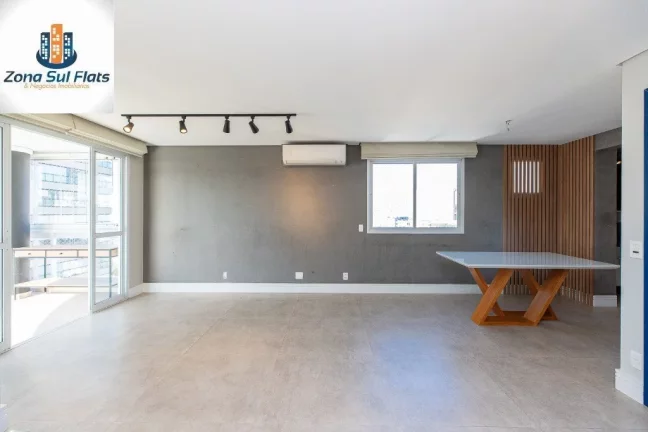Imagem Apartamento à Venda em Moema Com 3 Dormitórios Sendo 2 Suítes e 2 Vagas