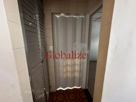 Imagem Apartamento à venda com 48m², 1 quarto, 1 quadra da praia, vaga de garagem por R$375.000,00 na Pompéia em Santos