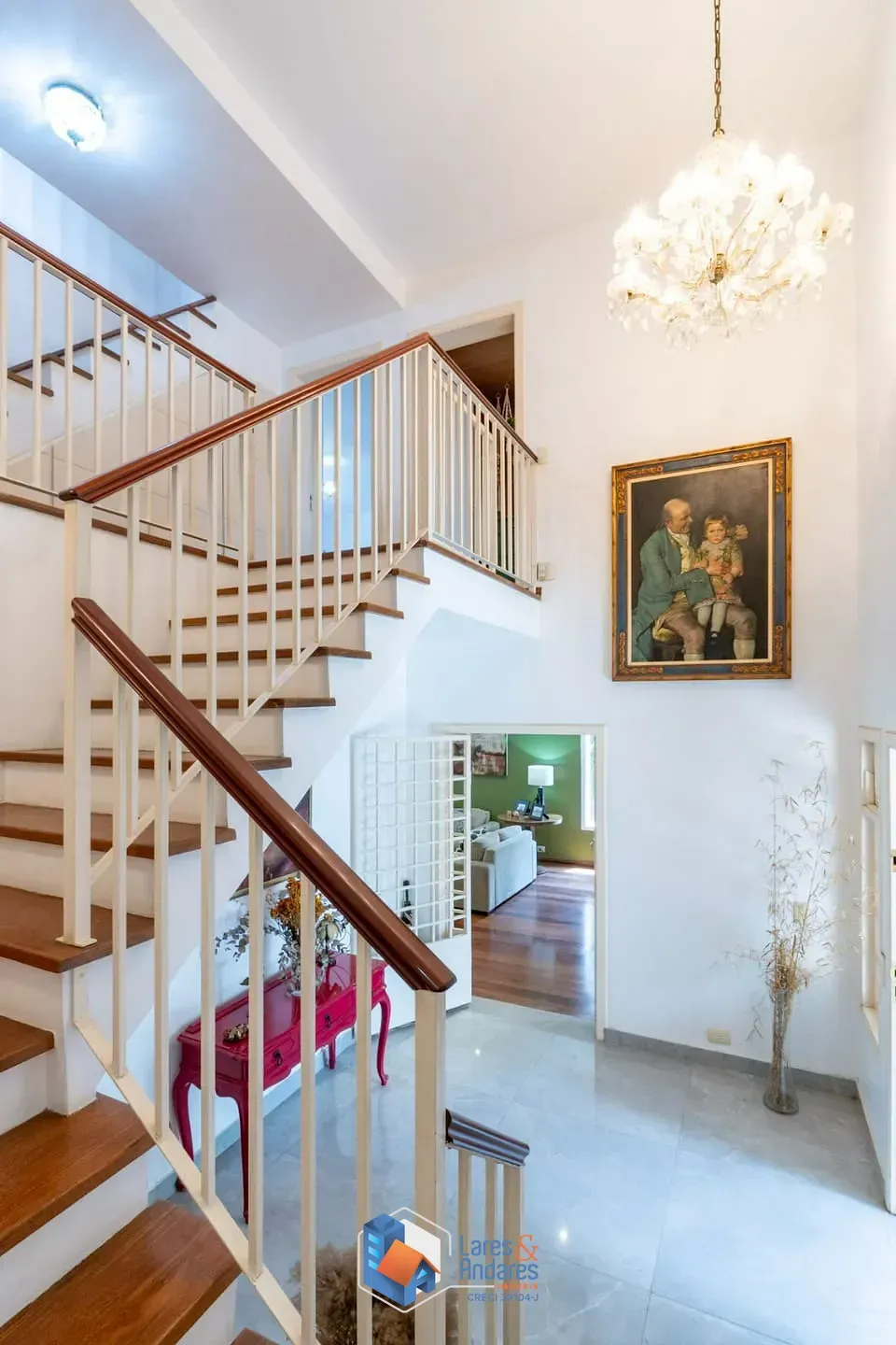 Imagem Casa para venda em Chácara Monte Alegre com 3 quartos, sendo 3 suítes, 500m²