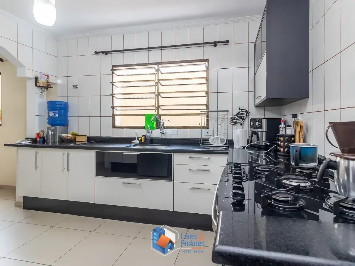 Imagem Sobrado para venda em Moinho Velho com 4 quartos, 206m²