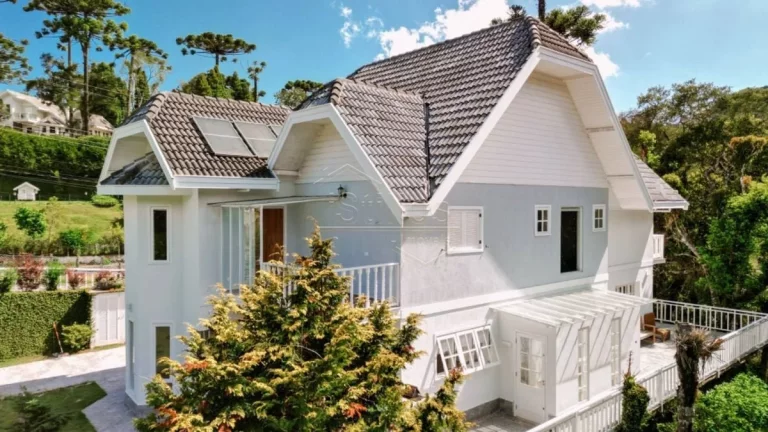 Foto do imóvel Casa de Condomínio em Campos do Jordão
