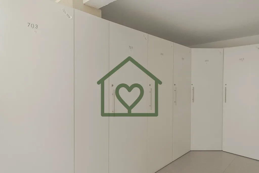 Imagem Apartamento desocupado, semimobiliado no Centro Histórico. Living 2 ambientes, sacada fechda com ch...