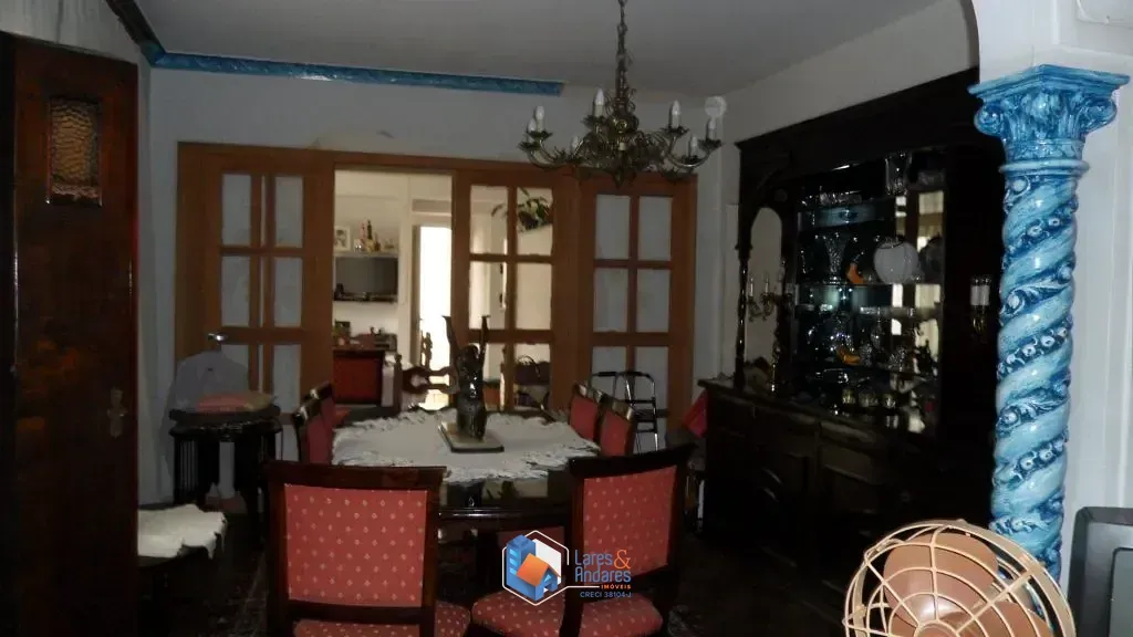 Imagem Sobrado para venda em Mirandópolis com 3 quartos, sendo 1 suíte, 340m²