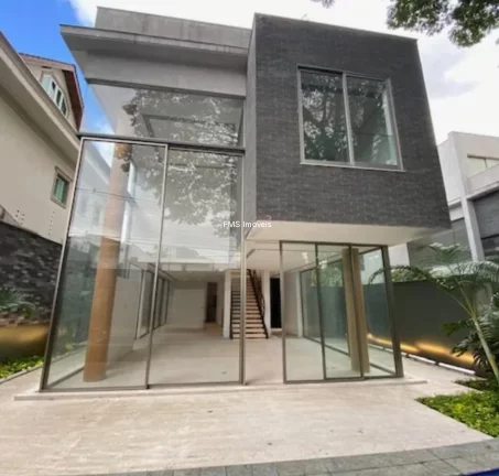 Foto do imóvel Casa de luxo no Planalto Paulista: 3 quartos, 3 suítes, 4 salas, 5 banheiros, 5 vagas, 636 m² - Venda ou Locação em SP