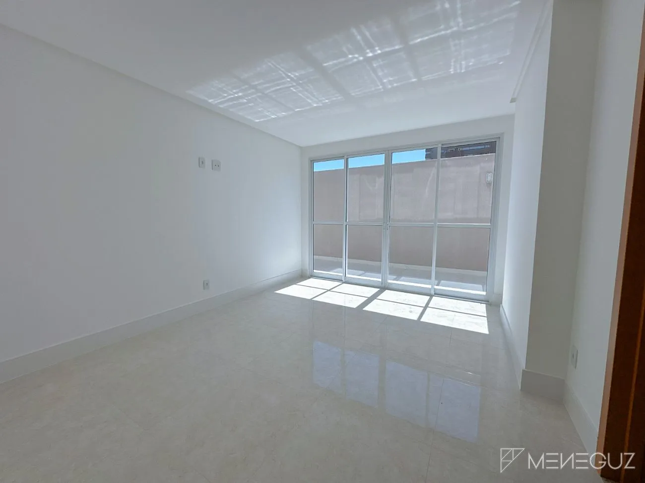 Imagem Apartamento 4 suites frente mar com area externa praia do morro!