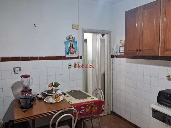 Imagem Apartamento a venda em Santos no bairro da Aparecida de 2 dormitórios no primeiro andar de frente com uma vaga de garagem por R$ 426.000,00