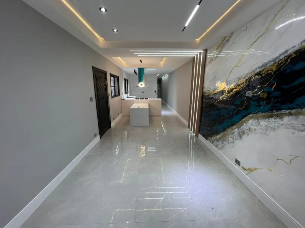 Imagem CASA COM 175,00 m² - AVIAÇÃO - PRAIA GRANDE SP