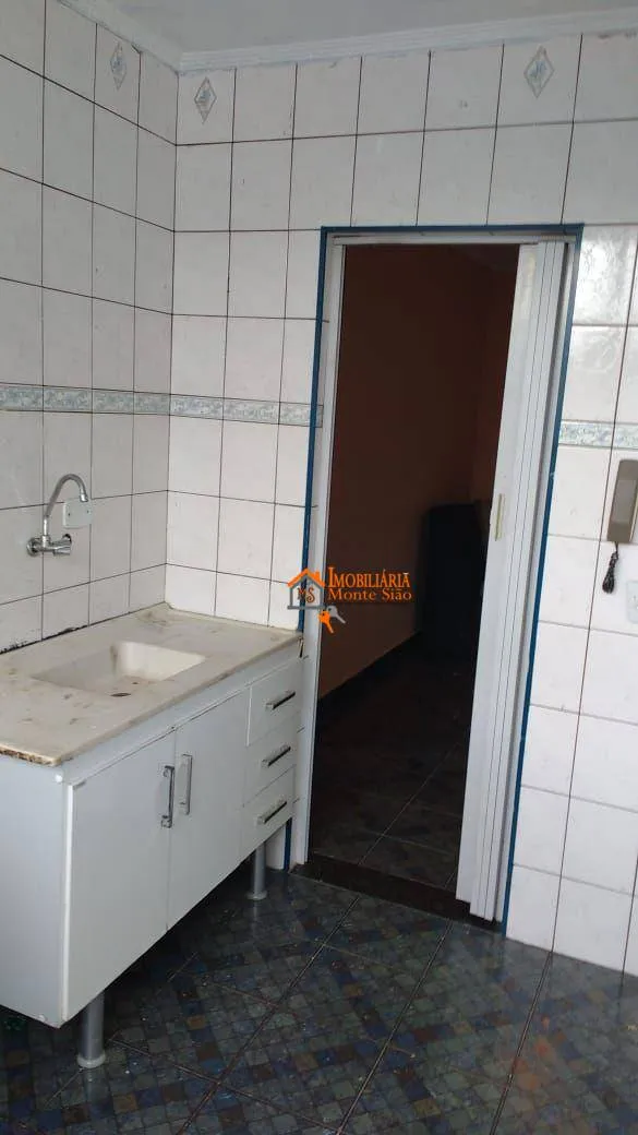 Imagem Apartamento com 2 dormitórios à venda, 53 m² por R$ 200.000,00 - Jardim Valéria - Guarulhos/SP