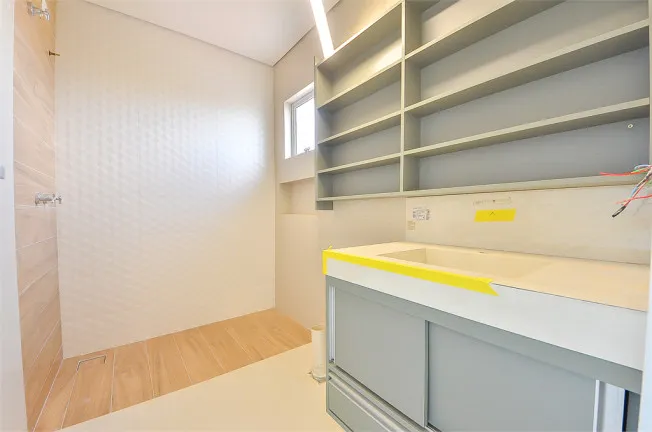 Imagem Cobertura com 4 Quartos à Venda, 225 m² em Água Verde - Curitiba