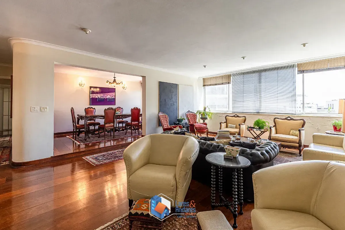 Imagem Cobertura para venda em Jardim Paulista com 3 quartos, sendo 1 suíte, 277m²