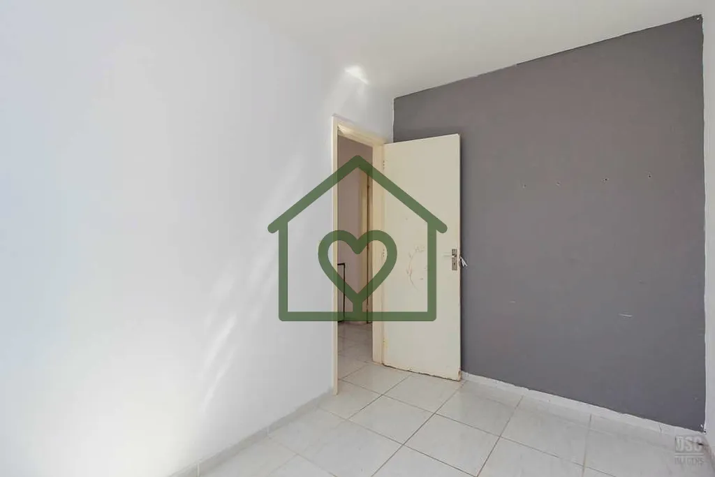 Imagem Casa em condomínio localizado próximo ao Hospital Vila Nova. Com 3 dormitórios, sendo 1 suíte, 8...