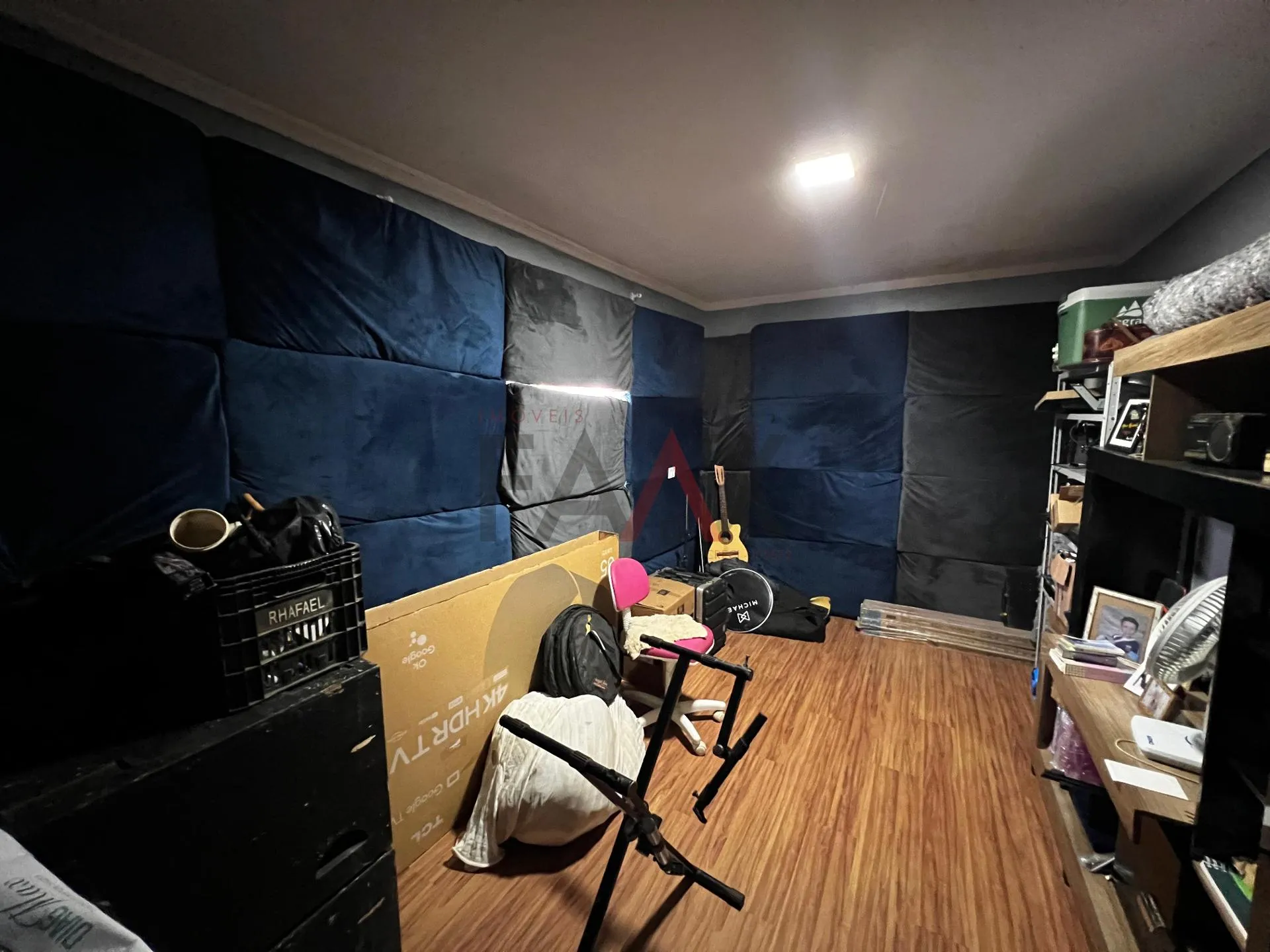 Imagem Excelente Casa de Alto Padrão no Bairro Vila Romana, com 4 Quartos sendo 1 suíte