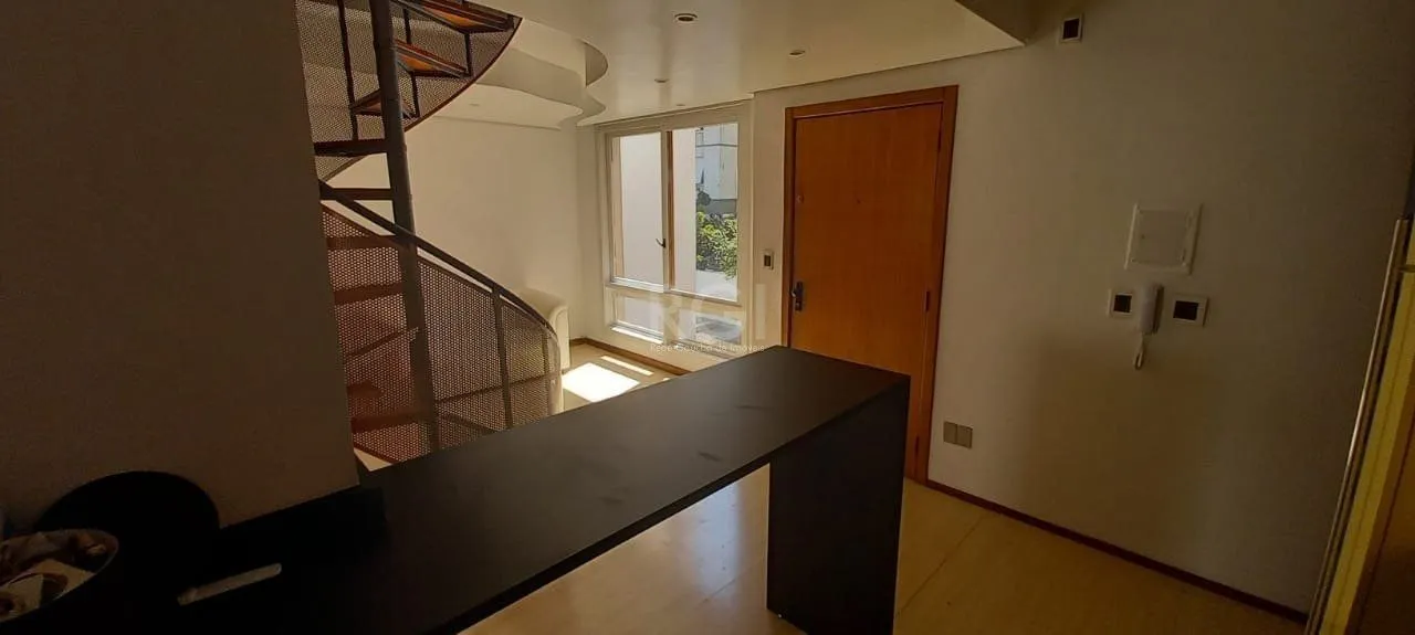 Imagem Cobertura para Venda - 94m², 1 dormitório, sendo 1 suites, 1 vaga - São João