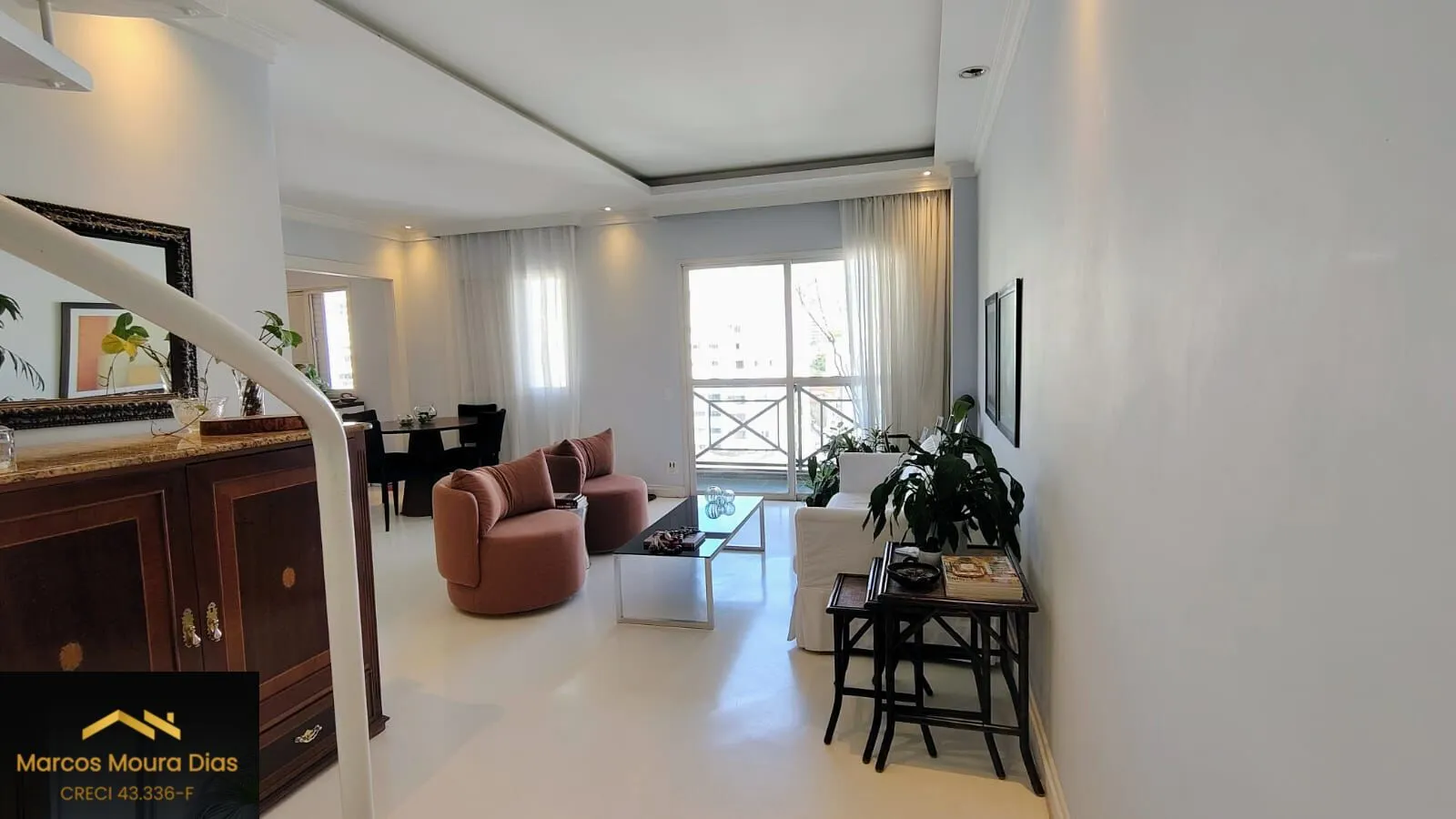 Imagem Apartamento Cobertura Duplex em Perdizes com 2 Suítes, Churrasqueira, 2 Vagas de Garagem, Edifício com Portaria 24 hs