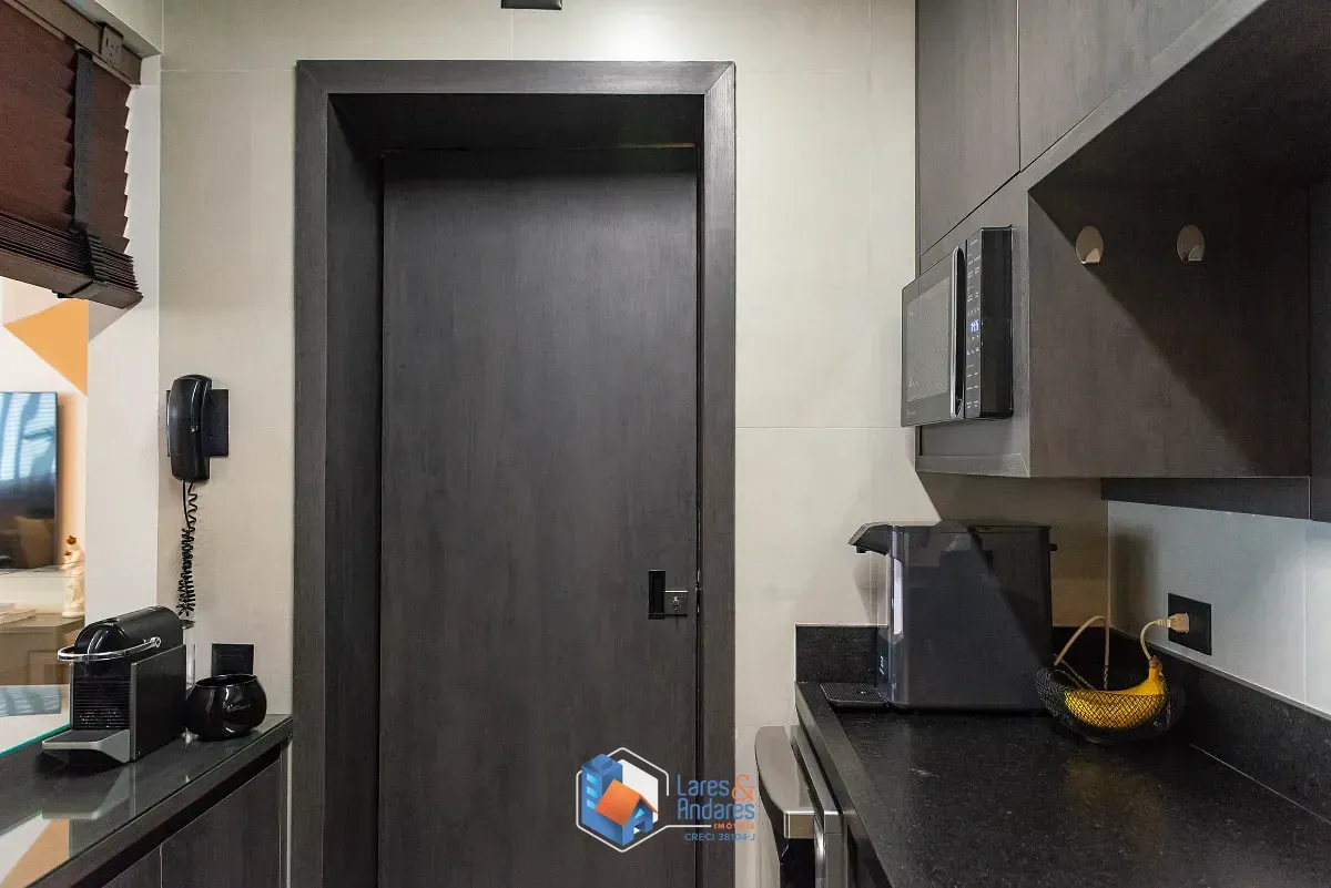 Imagem Cobertura para venda em Cerqueira César com 2 quartos, sendo 1 suíte, 143m²