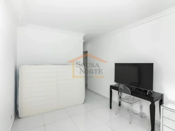 Imagem Apartamento com 158m², possui 3 dormitórios, sendo 1 suíte, 3 banheiros, sala ampla para dois amb...