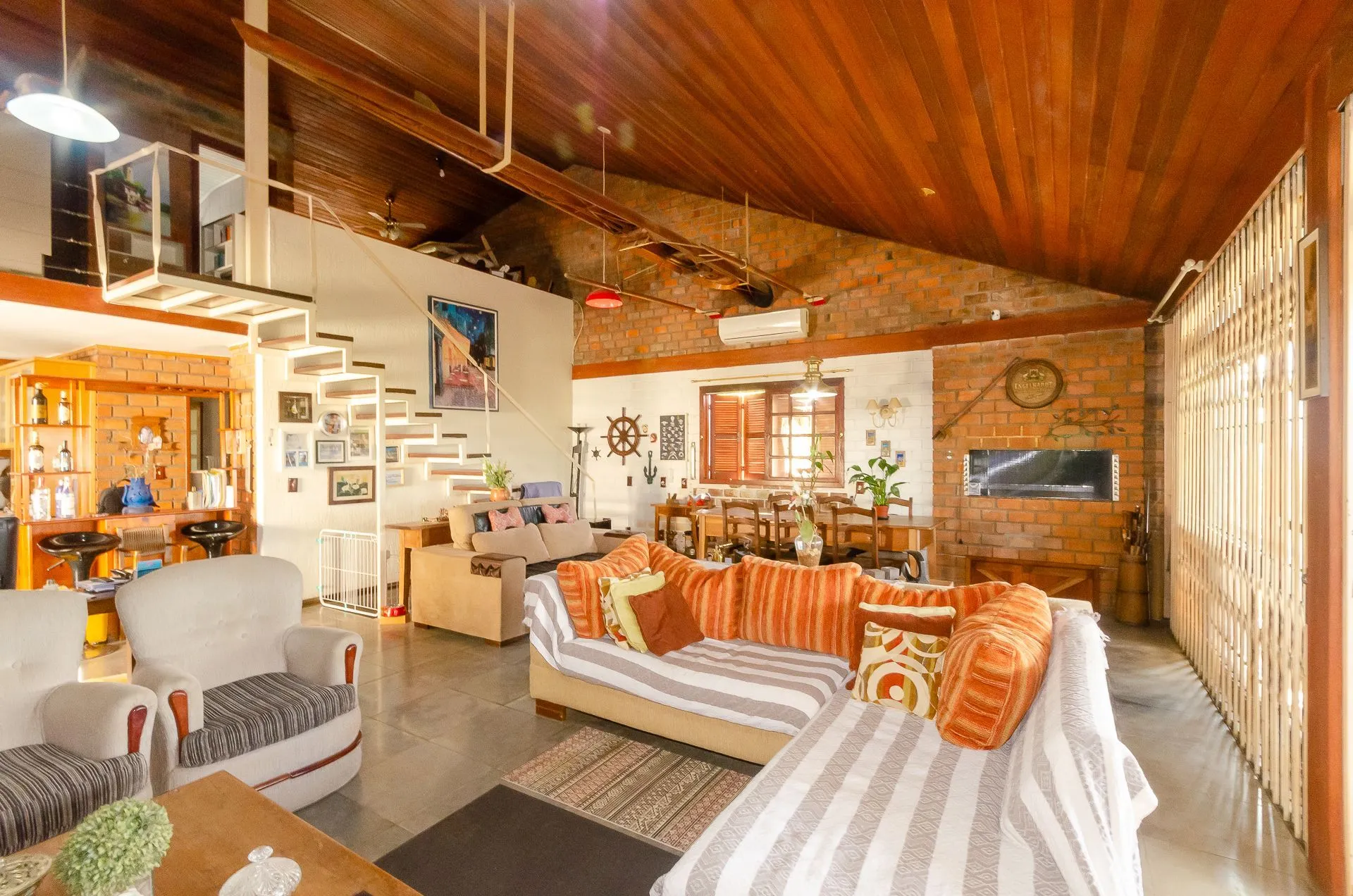 Imagem Casa Exclusiva na Zona Sul com Vista Panorâmica, Piscina e Poço Artesiano!