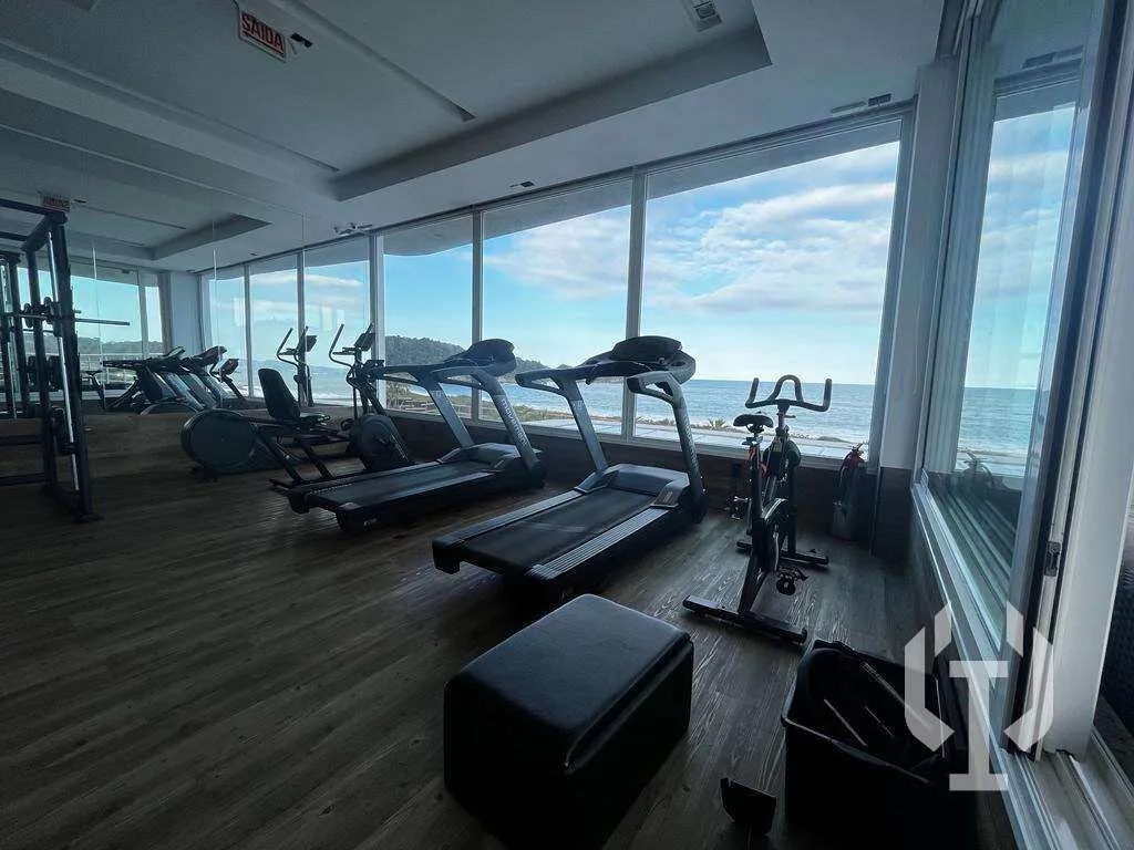 Imagem Casa de condomínio à venda, no VIVENDAS DO ATLÂNTICO, em Balneário Camboriú, Praia do Estaleiro, com 4 quartos, 650m2