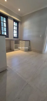 Imagem Imperdível: Casa à venda em Cotia-SP, São Paulo II! 5 quartos, 3 suítes, 2 salas, 7 banheiros, 2 vagas, 418m². Venha conferir!