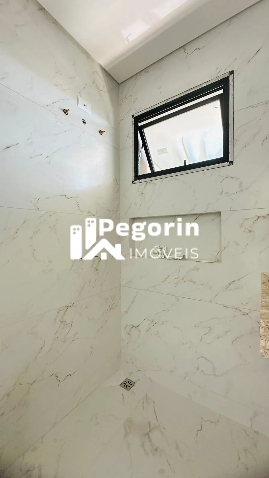 Imagem Sobrado à venda em Pinhais, Alto Tarumã, 168,64m²