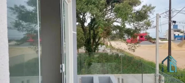 Imagem Sobrado novo, 100 mts do mar, 03 quartos c/suíte, Baln Nereidas em Guaratuba PR