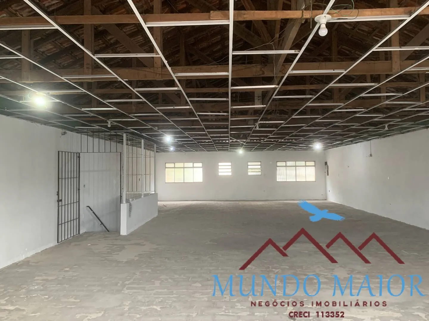 Imagem Prédio Comercial Amplo c/ 497m² e 2 Pavimentos no Jardim Santo Antônio!