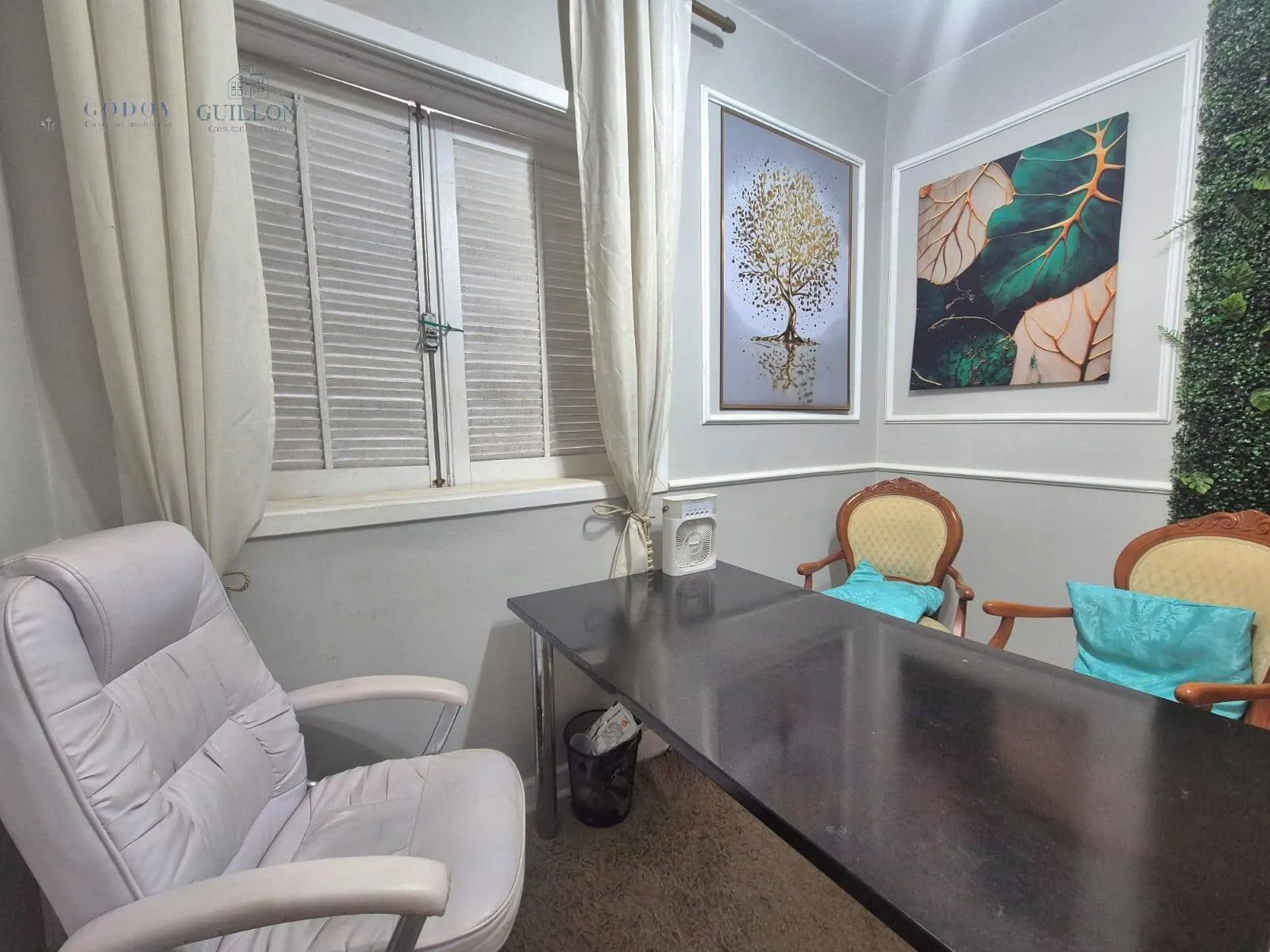 Imagem Comercial para Locação 1 Quarto, 9M², Centro, Pindamonhangaba - SP | Salão Belíssima