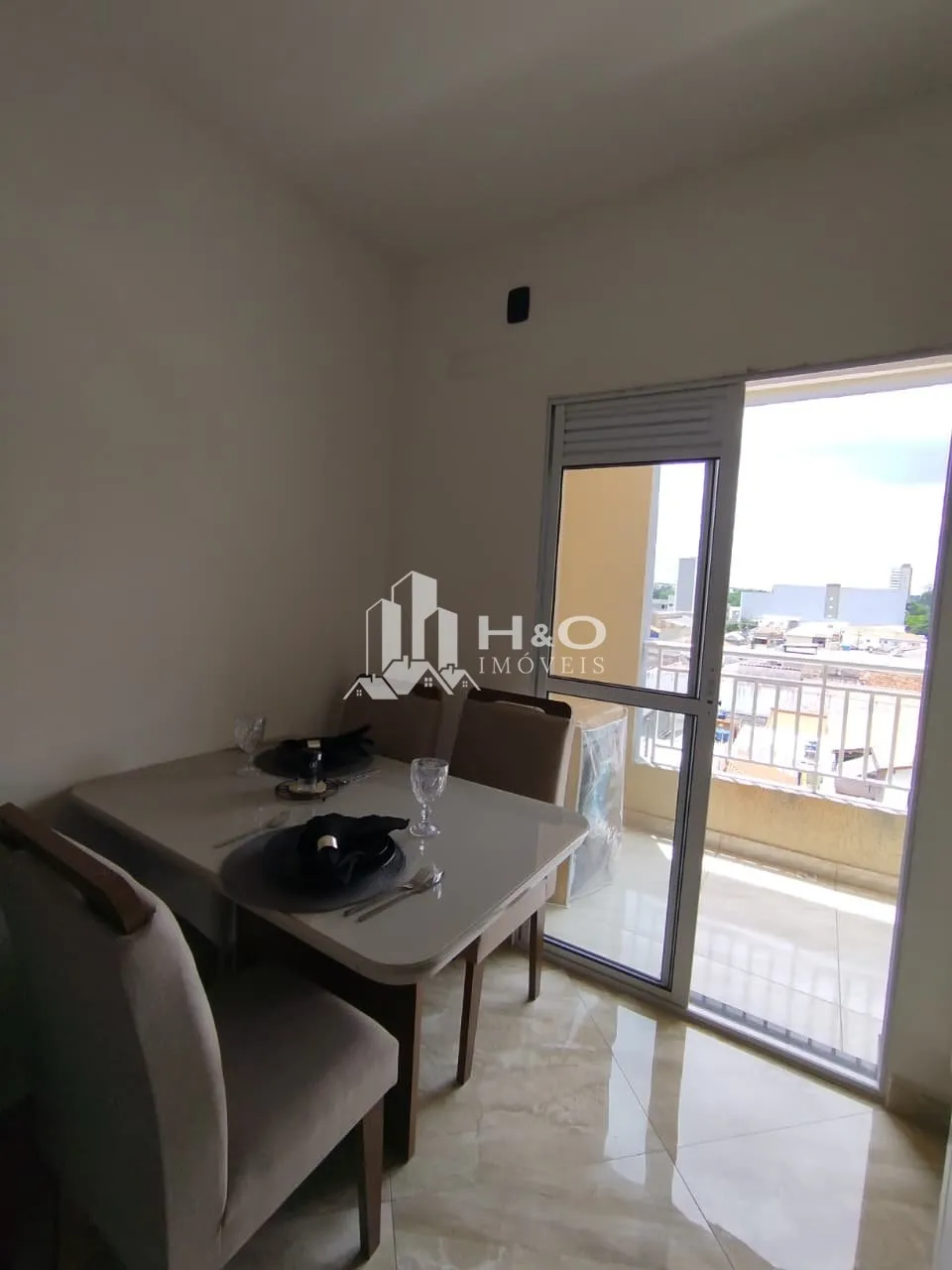 Imagem Apartamento à venda na Vila Carrão - totalmente mobiliado
