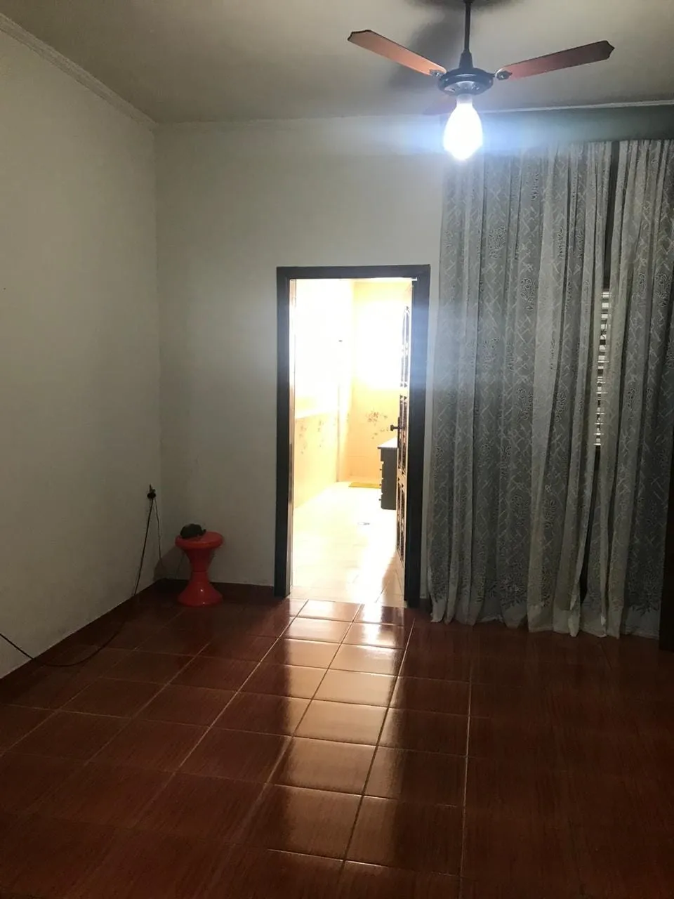 Imagem Casa à venda 4 Quartos, 3 Suites, 5 Vagas, 550M², Centro, Pindamonhangaba - SP
