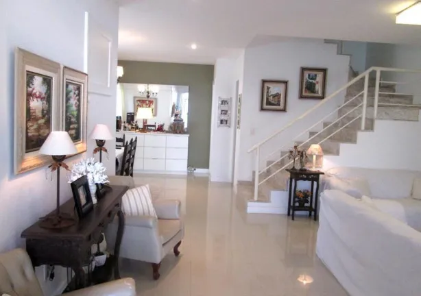 Imagem Casa com 4 Quartos à Venda, 257 m² em Barra da Tijuca - Rio de Janeiro