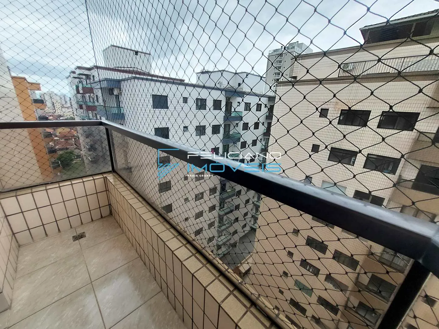 Imagem Apartamento com 2 quartos, Ocian, Praia Grande - R$ 390 mil, Cod: 6077