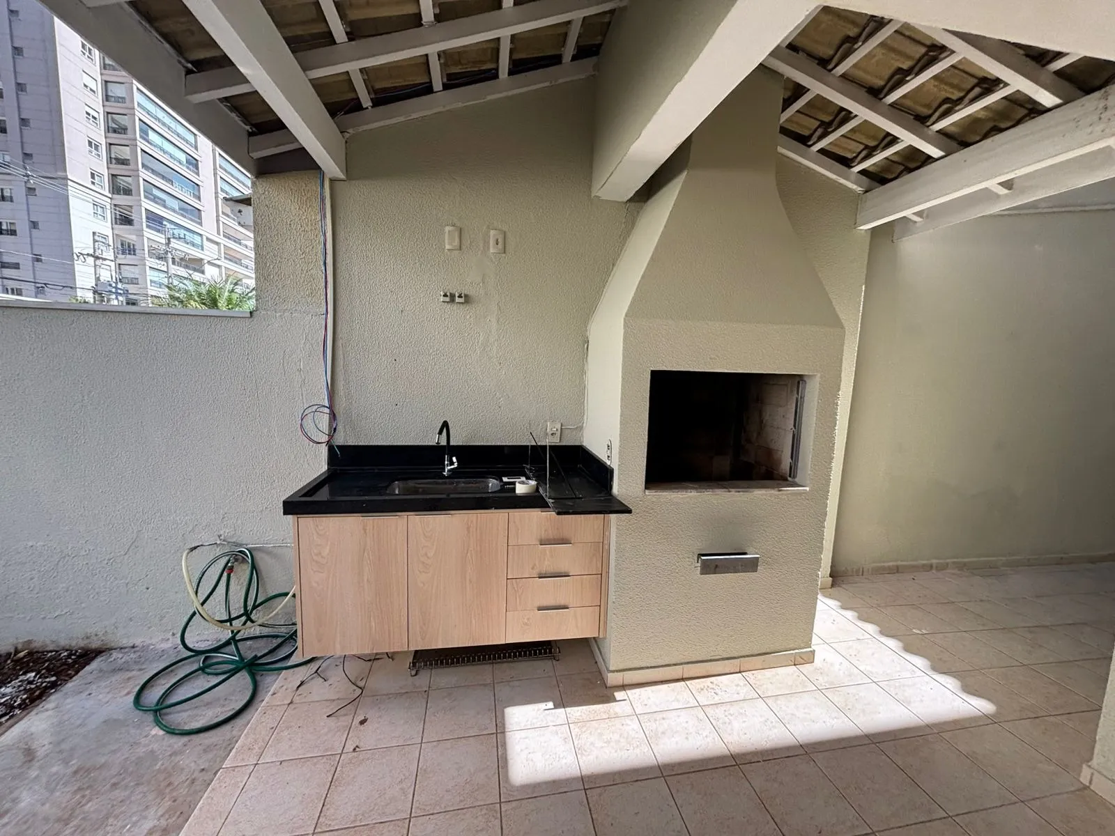 Imagem Casa de alto padrão à venda ou locação no Villa Campolim, Sorocaba, com 3 dormitórios, 1 suíte, 179 m² e 2 vagas no Parque Campolim